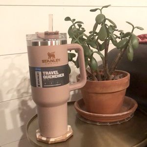 Stanley Adventure Quencher blush / pink